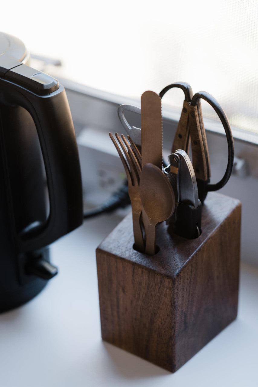 Barebones 6 Piece Flatware Set - Utensil Set With 2 Forks, 2 Knives, and 2 Spoons - Matte Copper Silverware Set