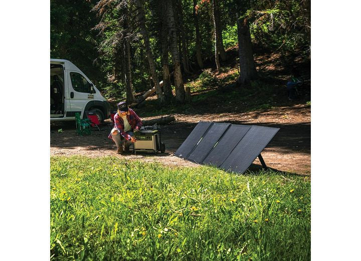 Nomad 200 Portable Solar Charger