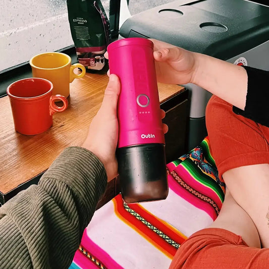 OutIn Nano Portable Espresso Machine (Fuchsia Pink)