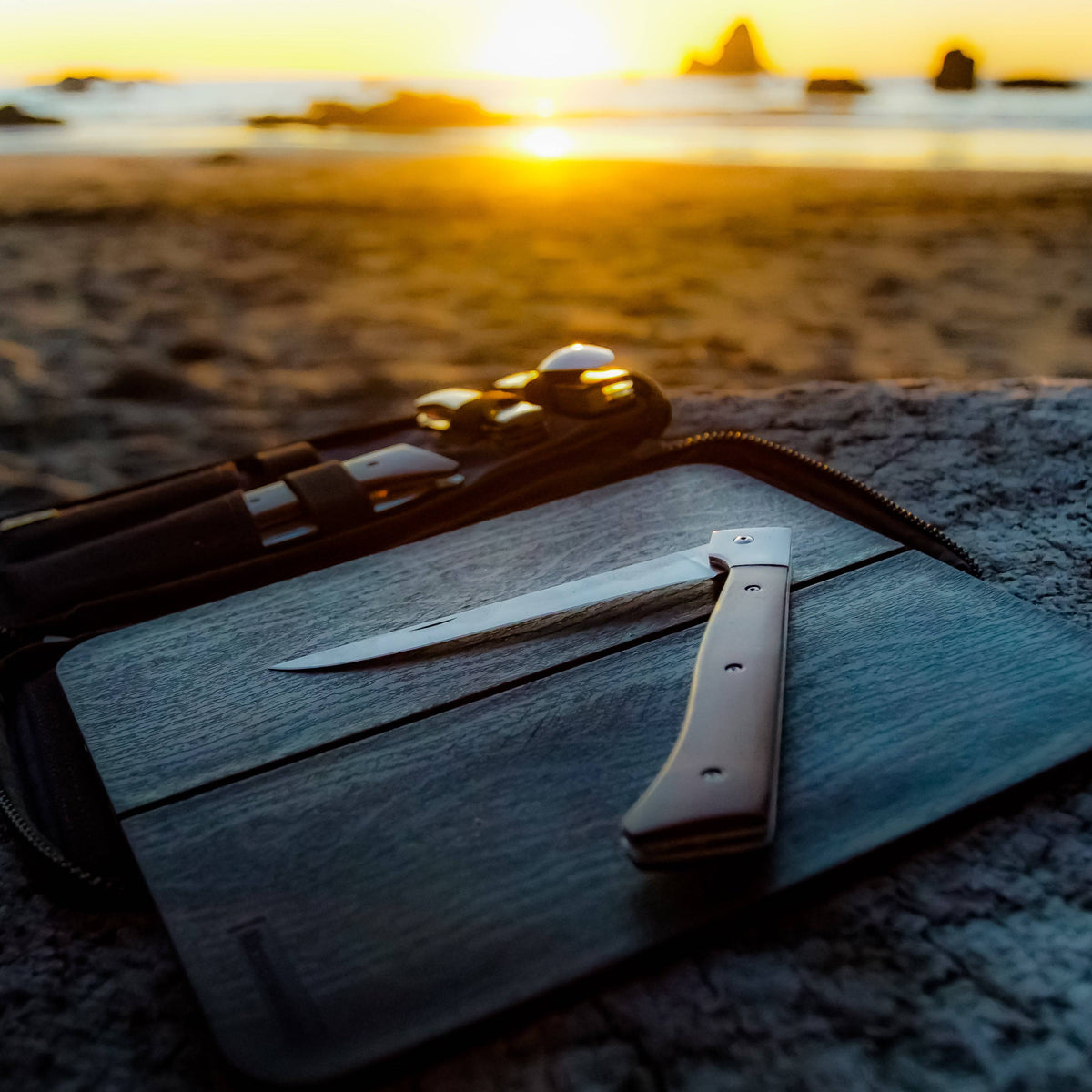 Adventure Chef Maple Folding Flexible Fillet Knife - 6"